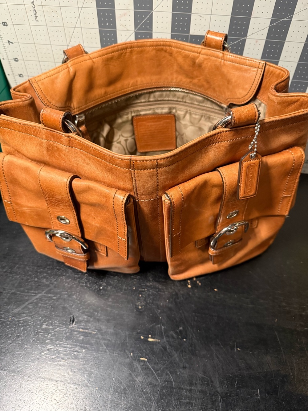 Coach Vintage Soho Y2K F06468 Tan Saddle Leather Dbl Buckle Shoulder Bag Purse